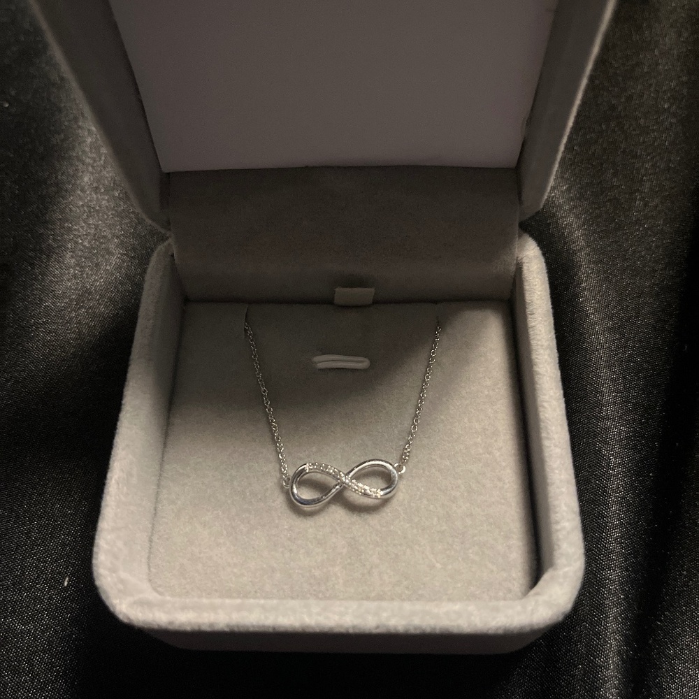 Infinity anklet